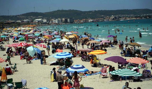 Rekor doluluk yetmedi: Çeşme hedefi büyüttü! Turizm tüm yıla yayılacak