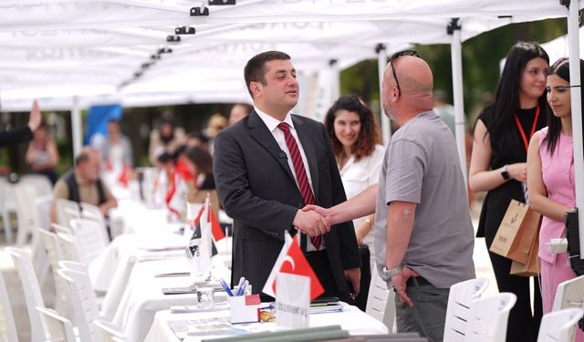 Torbalı'da işsizlik tarih oluyor: Tam 2 bin 284 kişiye ekmek kapısı!