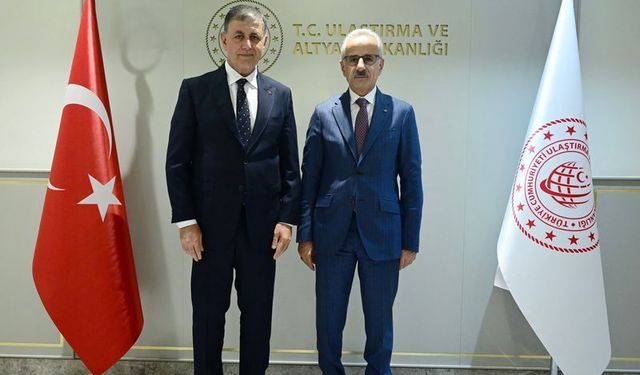 Tugay, Uraloğlu ile görüştü: Gündem İzmir'in ulaşım geleceği
