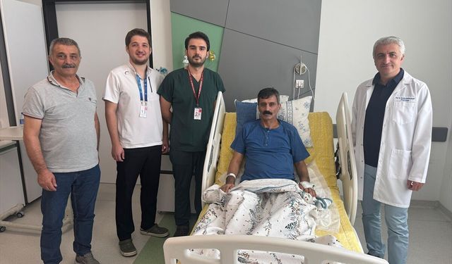 Vücudunda 2,5 kilo kitleyle yaşadı: 6 yıllık ihmal ameliyatla bitti