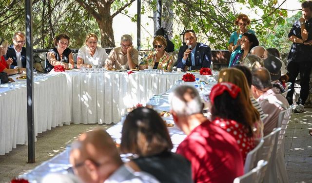 9 Eylül coşkusu Belkahve'de zirve yaptı: Bornova Belediyesi ve ADD'den güç birlikteliği