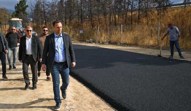 Yağmurda çamur, yazın toz… Bornova’da yılların sorunu çözülüyor