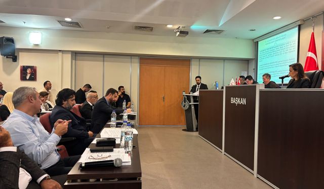AK Parti'den Karşıyaka bütçesine denkleştirici önerge!