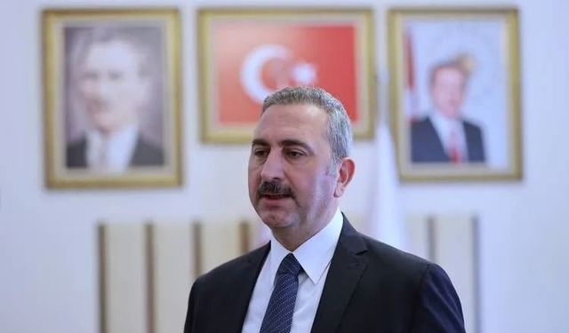 AK Partili Gül’den fon soruşturması açıklaması: “Bu isimler de açıklanmalıdır”