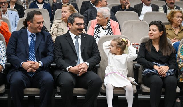 Bornova Kent Konseyi’nde Doğan Baran Mengüş güven tazeledi: Yeni dönem projeleri açıklandı!