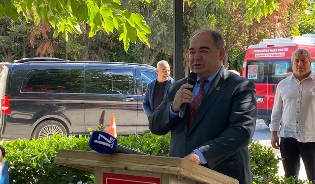 CHP Genel Merkez’den Bornova’ya çıkarma: Genel Başkan Yardımcısı kahvaltı etkinliğine katıldı!