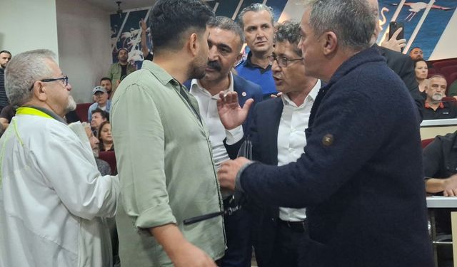 Çiğli Meclisi’nde su fırlatması damgasını vurmuştu! O isim nedenini açıkladı
