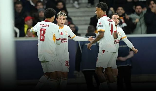 Cimbom Fransa'da kükredi: Galibiyet 4 golle geldi!