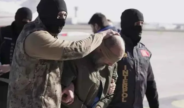 Askerî mühimmat ve keskin nişancı tüfeği ele geçirildi 'Daltonlar' suikast timime Yunanitan'da darbe!