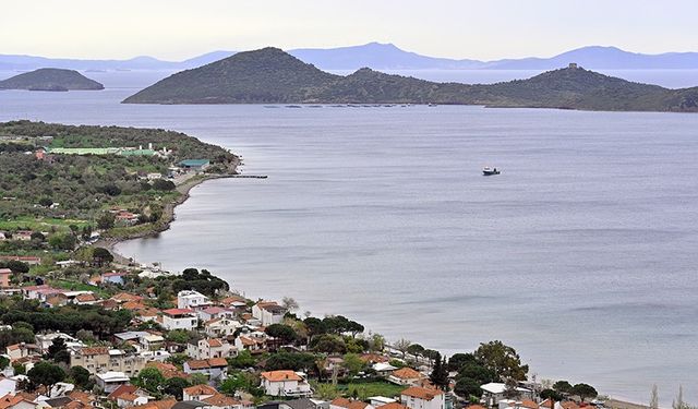 Dikili’de arkeolojik buluntular ortaya çıktı. Parsel 3’üncü derece sit alanı ilan edildi.