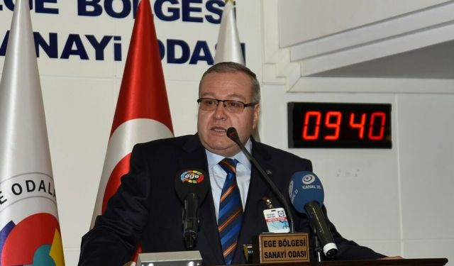 EBSO’da 20 oy farkla kazandılar: Nadir Erdir ve ekibi zaferi kutladı