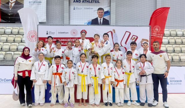 Göztepe Judo’dan Cumhuriyet Bayramı Turnuvası’nda 15 madalya