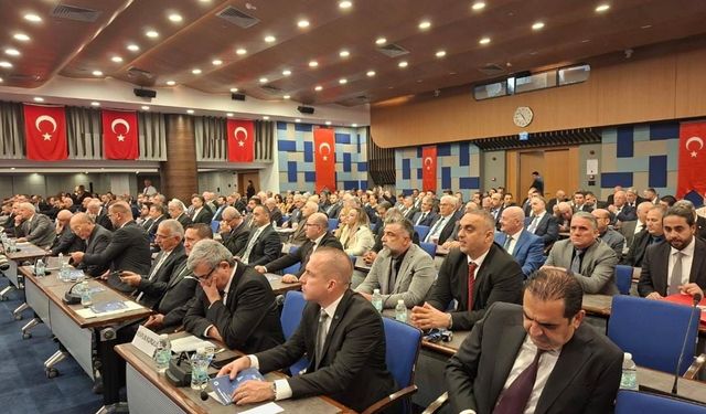 İZTO Meclisi'nde Başkan Özgener'den 'fon' çıkışı... "Belirsizlik azalmalı, güven ortamı korunmalı"