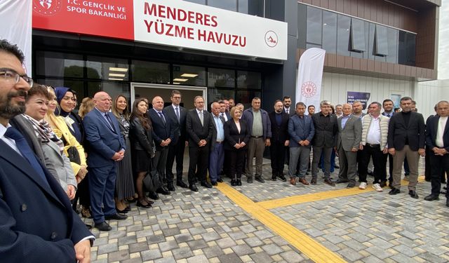 Menderes yüzme havuzuna kavuştu! İlk ziyaret AK Partili Vekil Kasapoğlu’ndan