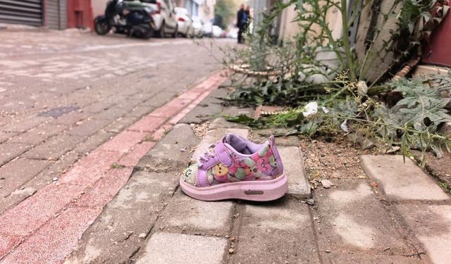 İnegöl’de otomobilin çarptığı 2 yaşındaki Melis yaşamını yitirdi