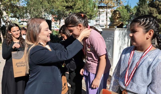 İzmir'in annesi unutulmadı: Konak'ın gençleri Şenel Aksu için parkura çıktı!