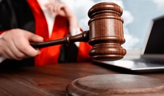 Hastalık raporuna verilen disiplin cezası iptal edildi: Memurları yakından ilgilendiren emsal karar!