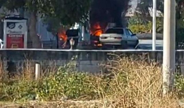 İzmir’de korkutan kaza! Benzin pompasına çarpan otomobil alev aldı