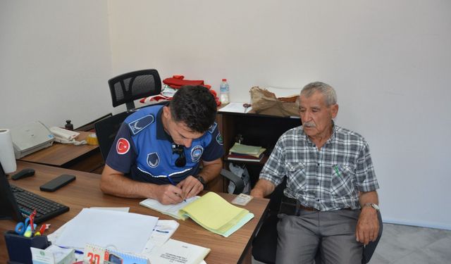 Sokağın ortasında servet buldu: 74 yaşındaki Kıbrıs Gazisi altınları sahibine teslim etti