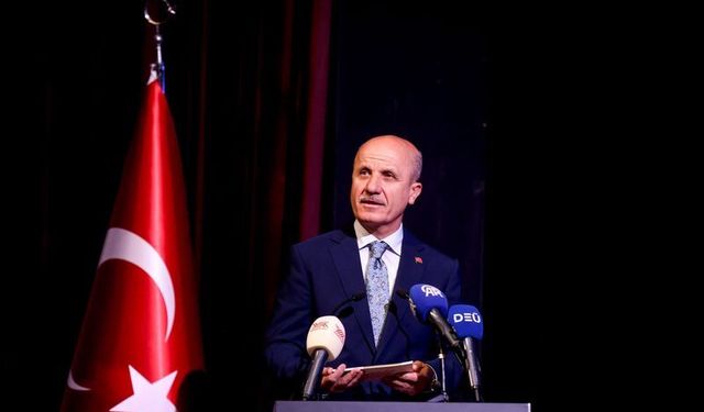 YÖK Başkanı Özvar’dan İzmir’de “Terörsüz Türkiye” mesajı