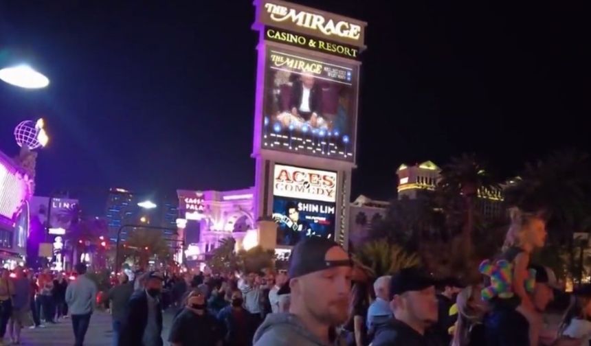 Kemal Kılıçdaroğlu'nun videosu Las Vegas'ta dev ekranlarda gösterildi