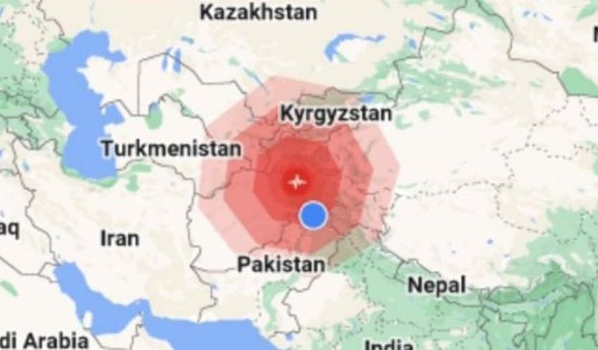Pakistan'da 7.7 büyüklüğünde deprem