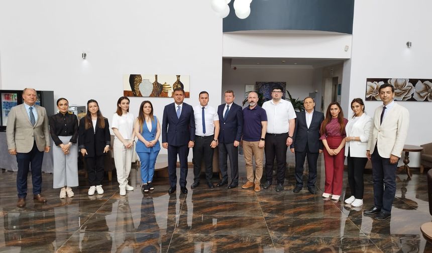 İzmir İl Milli Eğitim Müdürlüğü Azerbaycanlı Eğitim Yöneticilerine Ev Sahipliği Yapıyor