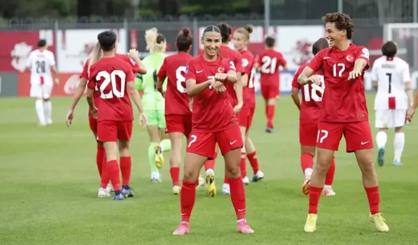 A Milli Kadın Futbol Takımı, Gürcistan’ı 3-0 mağlup etti