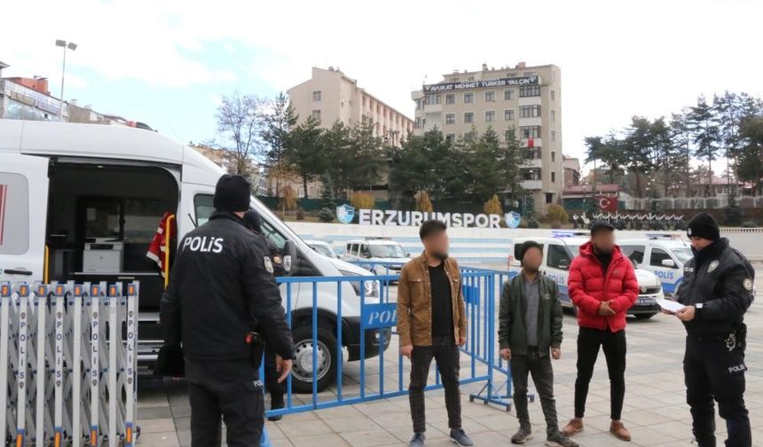 Erzurum'da kaçak göçmen operasyonları devam ediyor