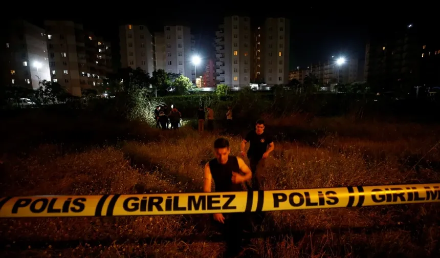 Antalya'nın Aksu ilçesinde, dere yatağında cansız beden bulundu