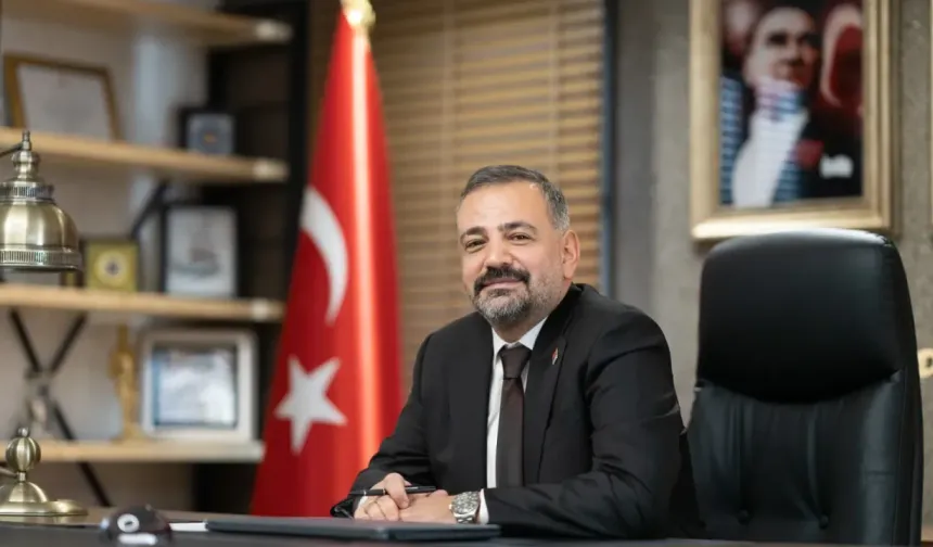 CHP İzmir İl Başkanı Şenol Aslanoğlu: ''İzmir Valimizin 23 Nisan için meydanlara davet çağrısını destekliyorum”