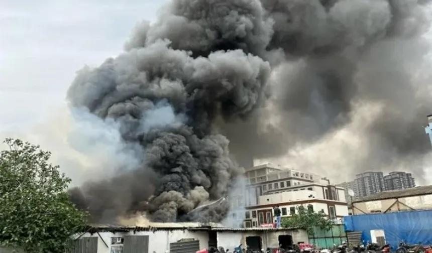 Antalya'da Türk Kızılay Kan Merkezi'nde yangın çıktı |