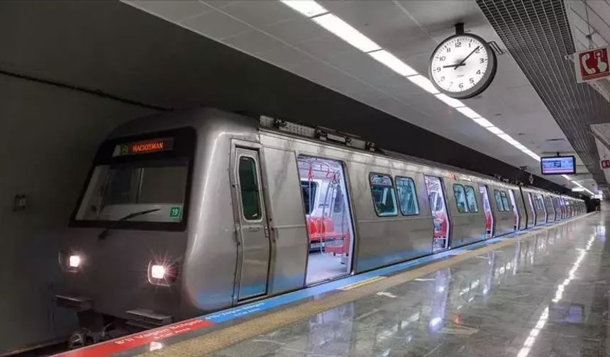 1 Mayıs günü önlemleri kapsamında kapanan bazı metro, metrobüs ve tramvay hatları ulaşıma açıldı