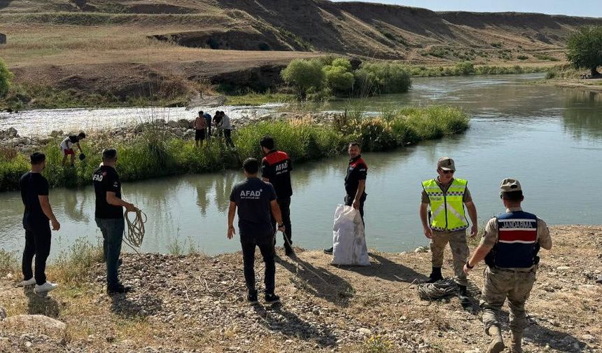 Siirt'te piknik yapan 5 vatandaş mahsur kaldı!