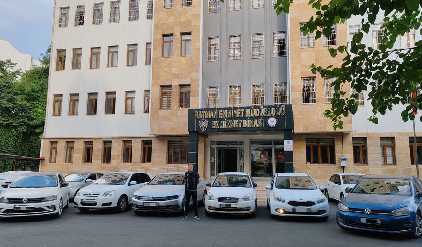 Depremde hasar gören araçlarla ‘change’ dolandırıcılığına 23 gözaltı