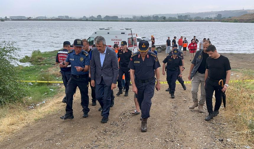 Meriç Nehri'nde kaybolan iki genç hayatını kaybetti!