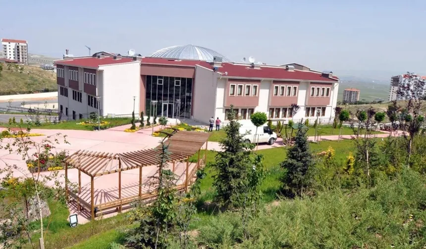 Bahçeli'den Etimesgut Huzurevi hamlesi: İşletme CHP'li belediyeden alındı