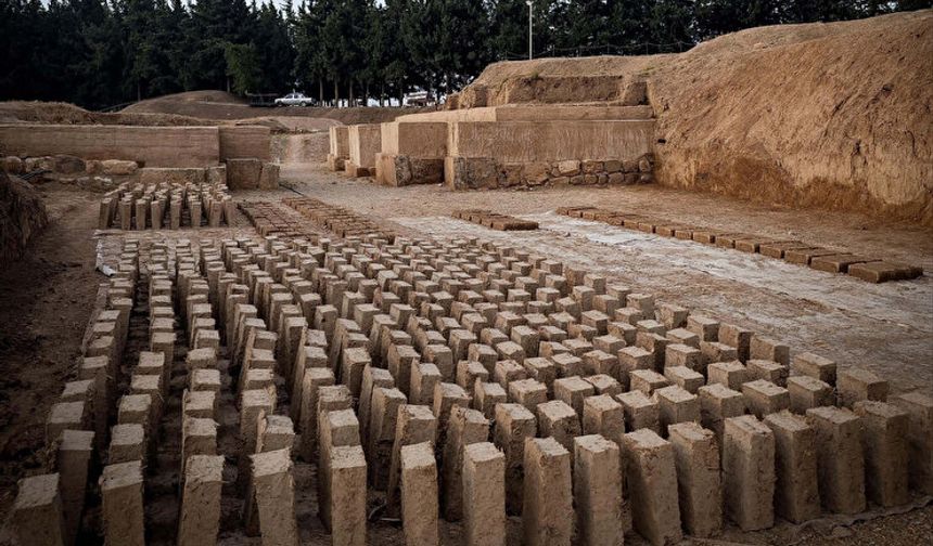 Hatay'da bulunan 3 Bin 500 yıllık tablet, Geç Tunç Çağı ekonomisini aydınlatacak