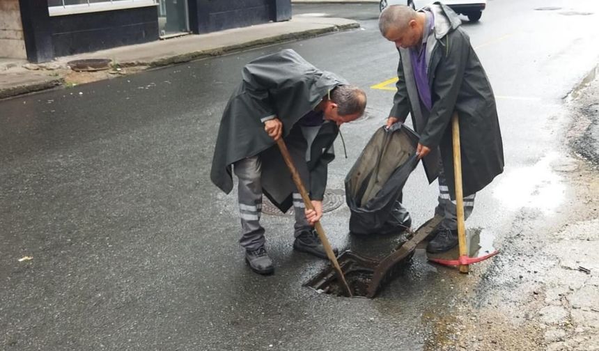 Ordu'da sel alarmı: Yollar kapandı, hayat durma noktasına geldi