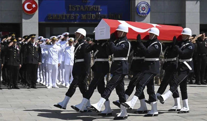 Şehit Polis Halil İbrahim Kuzkun için Gaziantep'te anma töreni düzenlendi