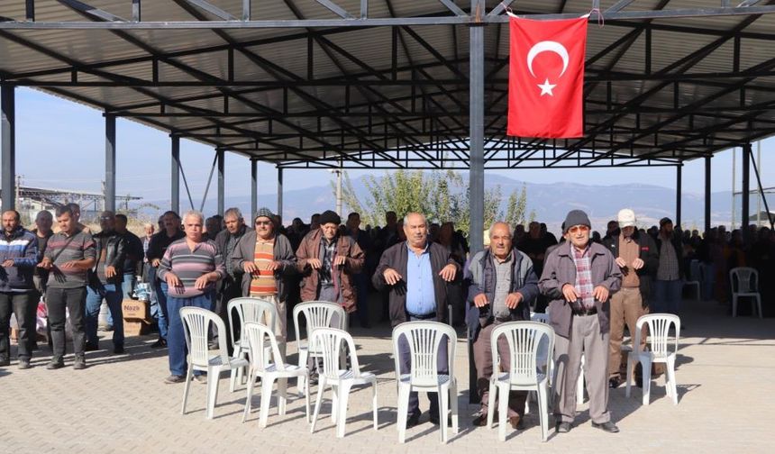 Cuma namazı sonrası Turgutlu'da kuraklık için yağmur duası