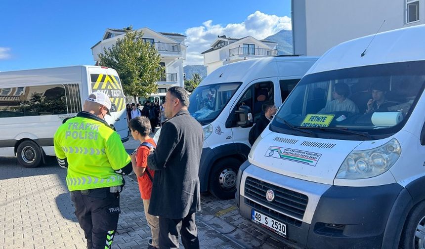 Fethiye’de öğrenci servislerine yoğun denetim