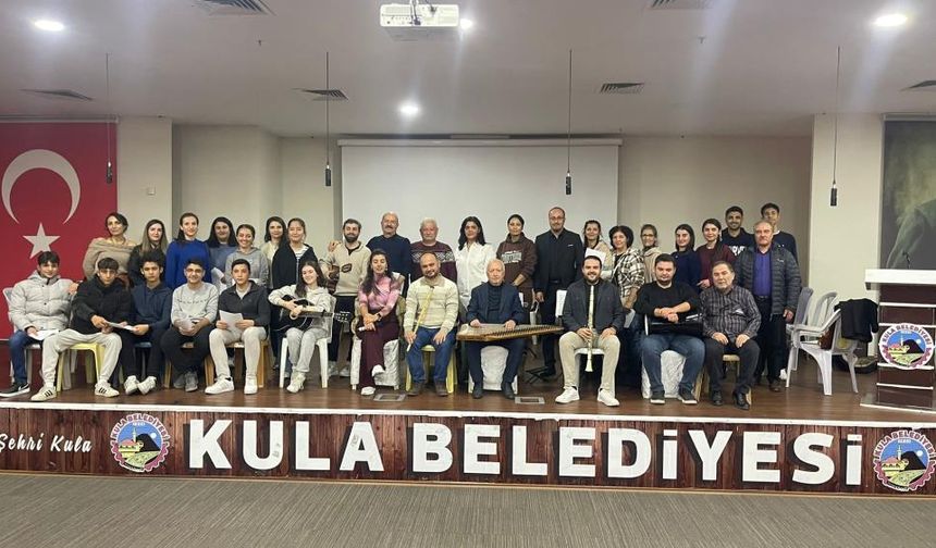 Kula Belediyesi Türk Sanat Müziği Korosu yeniden faaliyete geçti