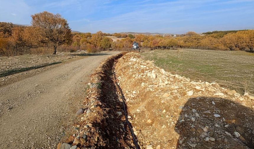 Tokılka Mezrası'na bin metre hat ile içme suyu