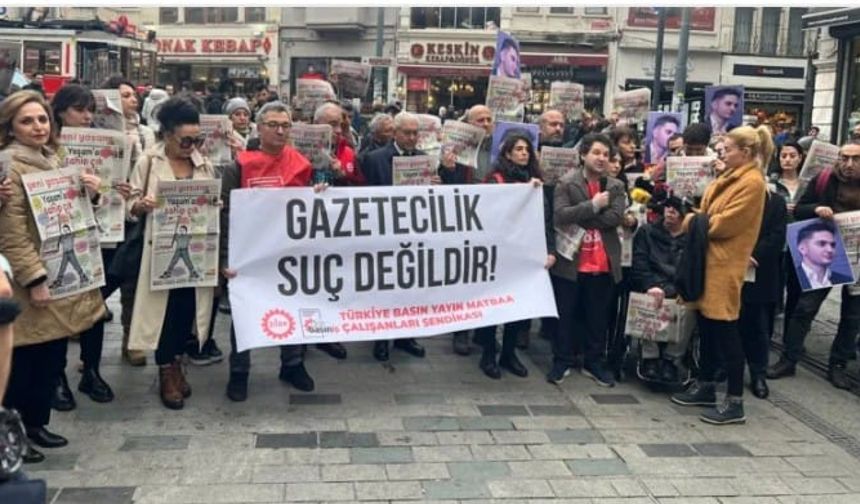 Gazeteciler, basına yönelik baskılara karşı sokakta!