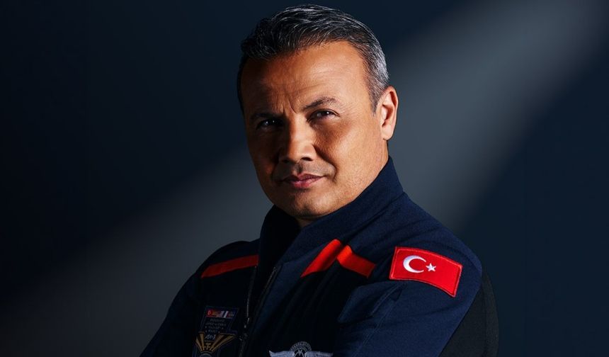 Türkiye'nin ilk astronotu Alper Gezeravcı, Çanakkale'deki öğrencilerle buluştu!