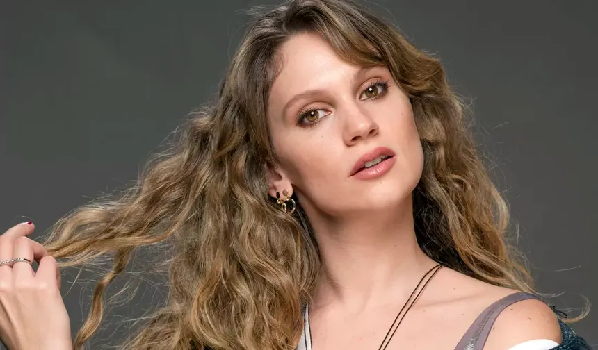 Farah Zeynep Abdullah'tan Ayşe Barım'ın gözaltına alınmasına sert tepki