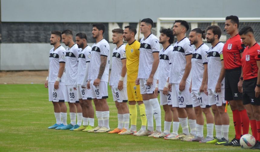 Nazillispor'a santrafor ve stoper takviyesi