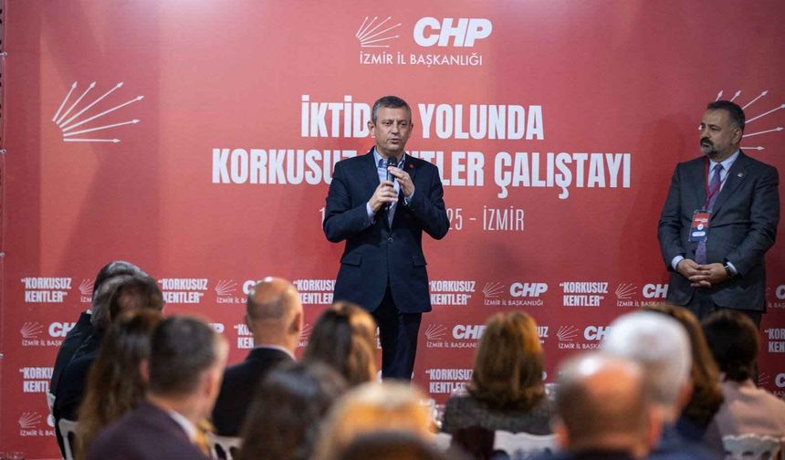 Özel'in İzmir mesaisi devam ediyor: ''Kenetleneceğimiz yer CHP'yi iktidar yapmaktır!''