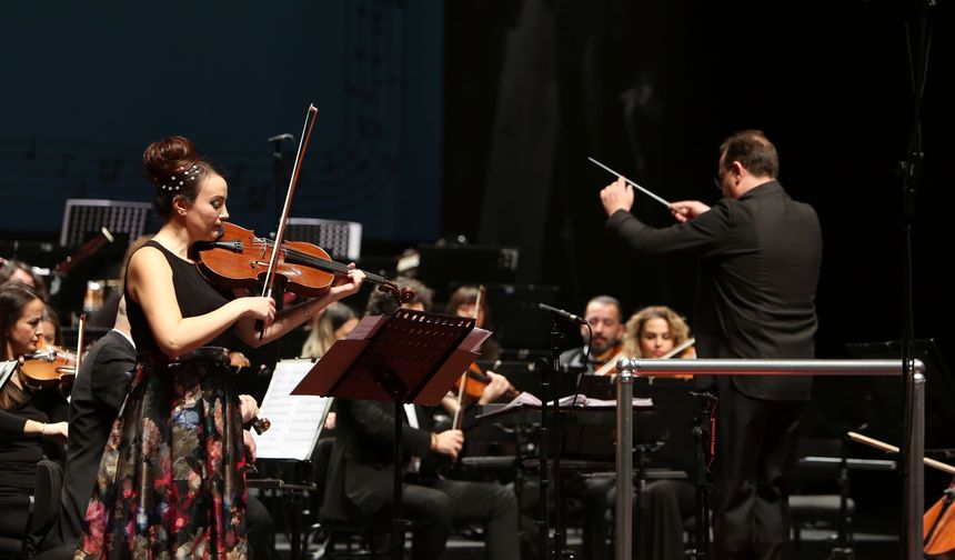 Senfoni Orkestrası Ayla Erduran'ı unutmadı